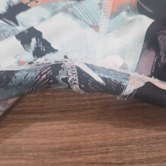 Under Armour Multicolor Abstract Leggings - Picture 5 of 7